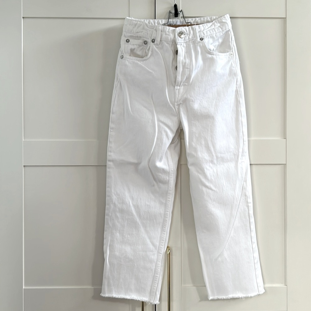 Zara Straight Leg, Cropped Jeans